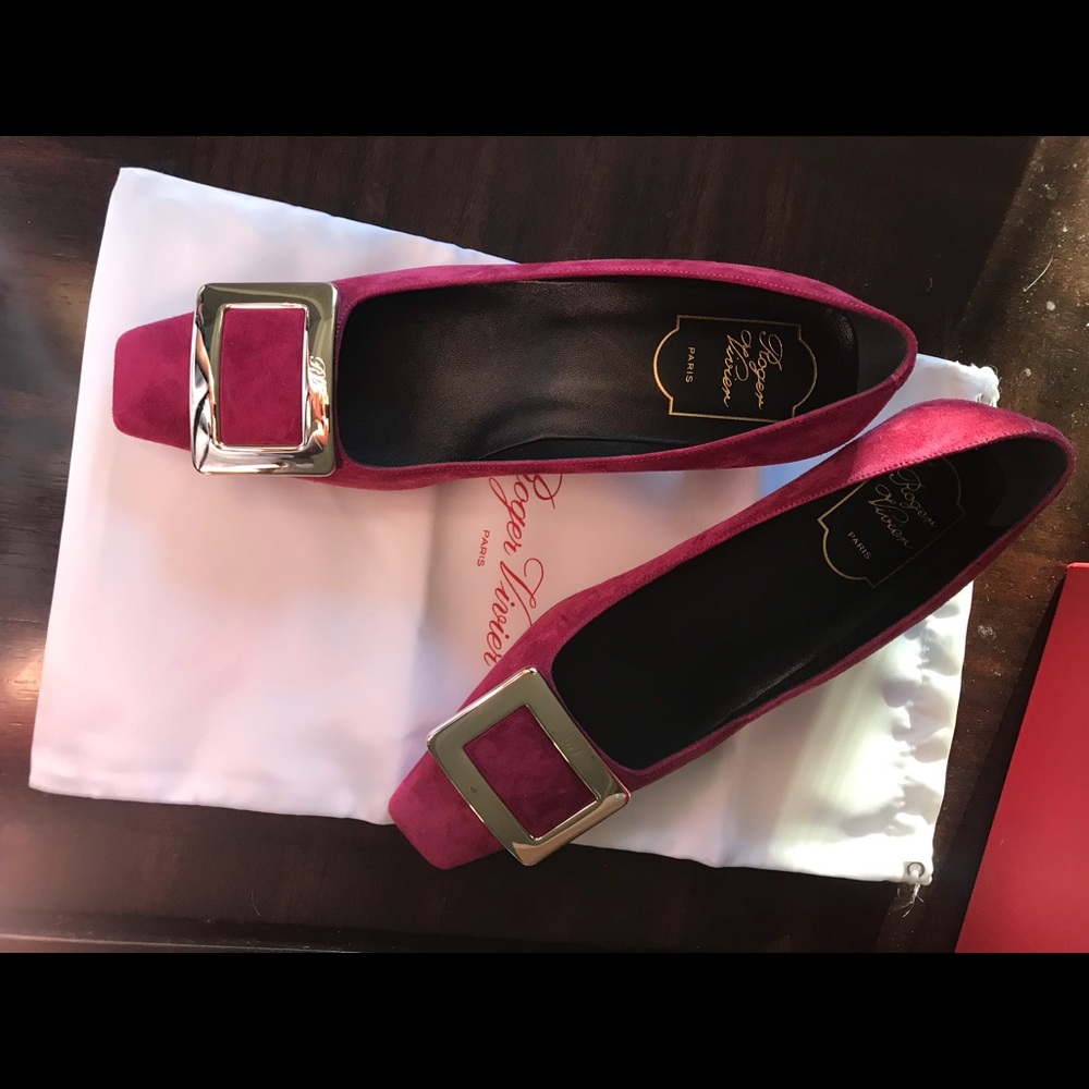 NEW*Roger Vivier, belle Vivier patent pump